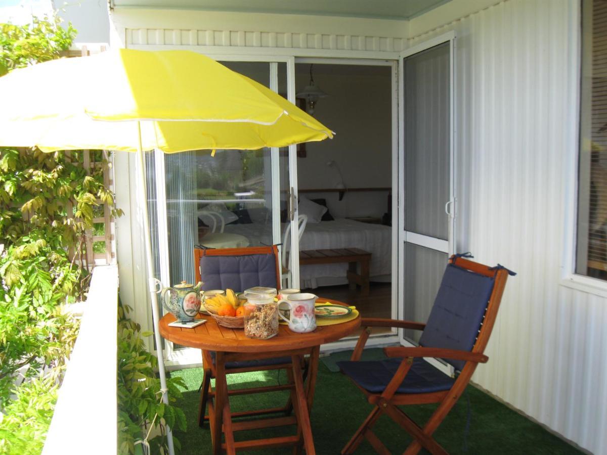 Aimeo Cottage Russell Exterior photo